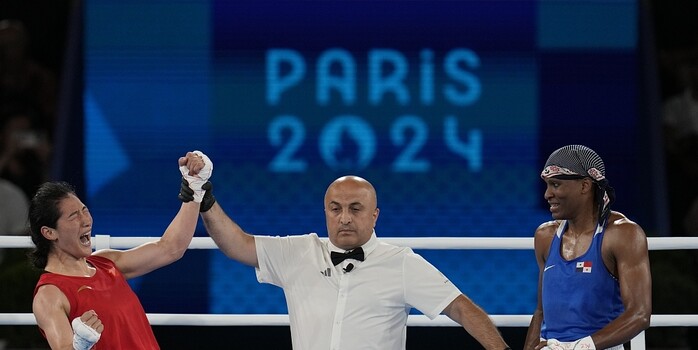 球迷现场尖叫不断