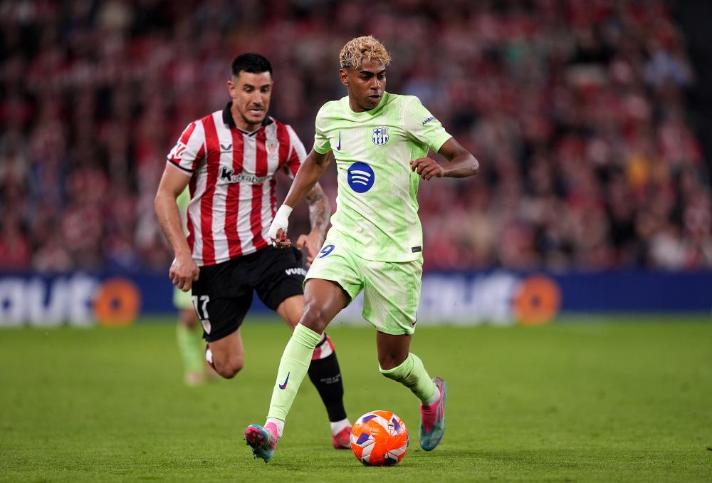 火箭对太阳伤病报告：布克＆杰伦·格林缺席，利弗斯出战成疑